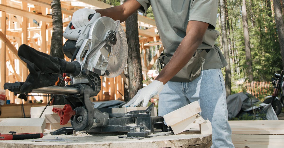 How to Clean and Store Your Carpentry Equipment